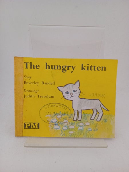 The Hungry Kitten (Methuen Story Readers 5e) by Beverley Randell64208136625282110