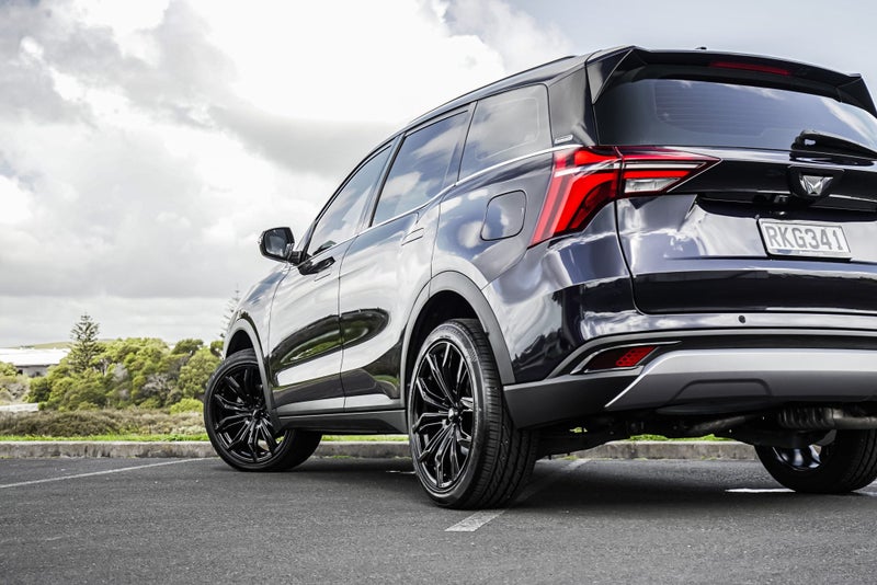 2023 Mahindra XUV700 NZ NEW 190kW 2.0 TURBO AX7...63952776968579111