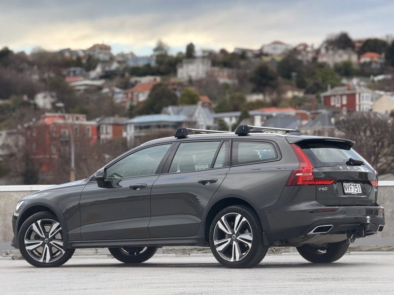 2022 Volvo V60 Cross Country B5 Awd 2.0Pmht/4Wd63751594466947111