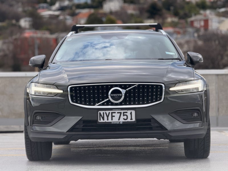 2022 Volvo V60 Cross Country B5 Awd 2.0Pmht/4Wd63751594466947114