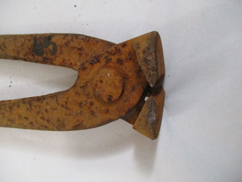 TLS 2596 - Antique Blacksmith Tools - Tongs and Pincers Carousel 2