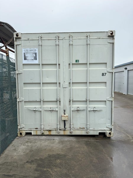 20ft Shipping Container64217850848641111