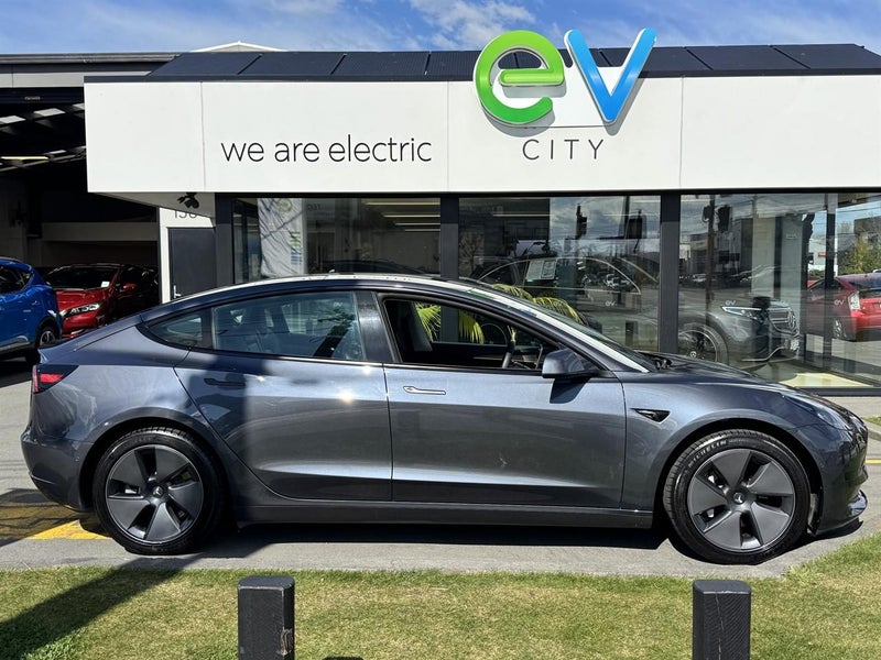 2023 Tesla Model 3 Standard Range Plus63753465578243112