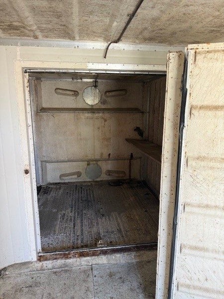 20 ft Storage container (Non Operating Refrigerated container)63974481464066114