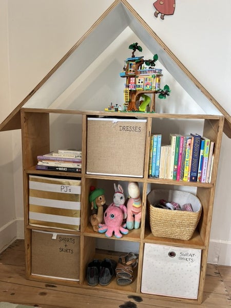 House-Shaped Timber Shelf Unit – Kids Storage / Toys / Clothes Carousel 1