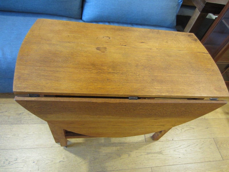 Oak Dropside Gateleg Dining Table Carousel 2