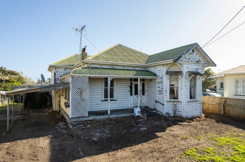 Image 1 of 24