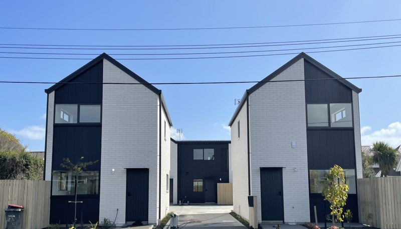 Image 1 of 8