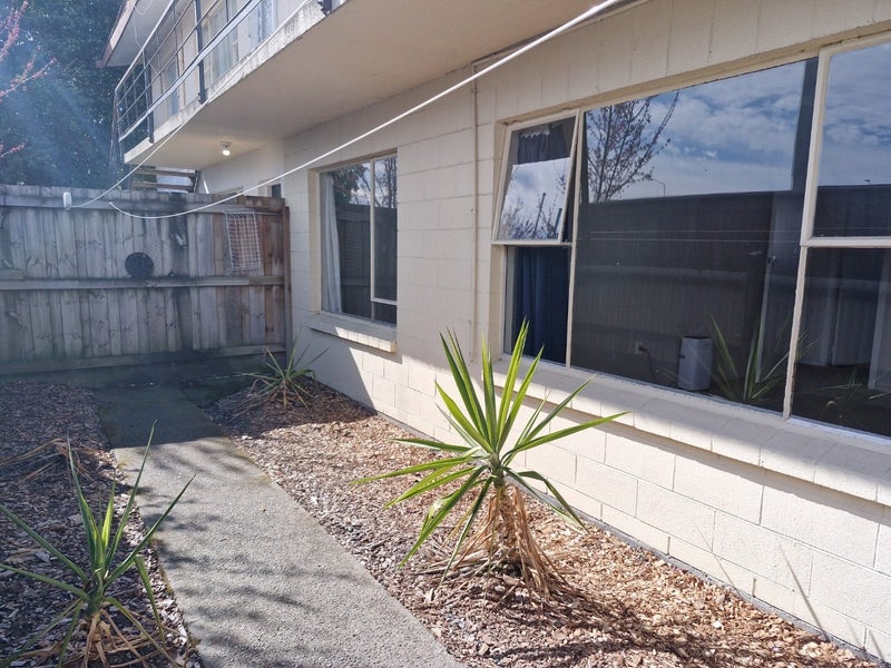 Image 1 of 9