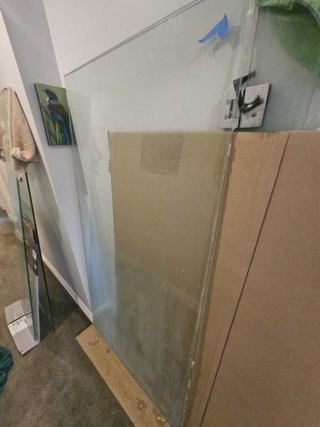 Toughened 10mm Shower Glass Carousel 1