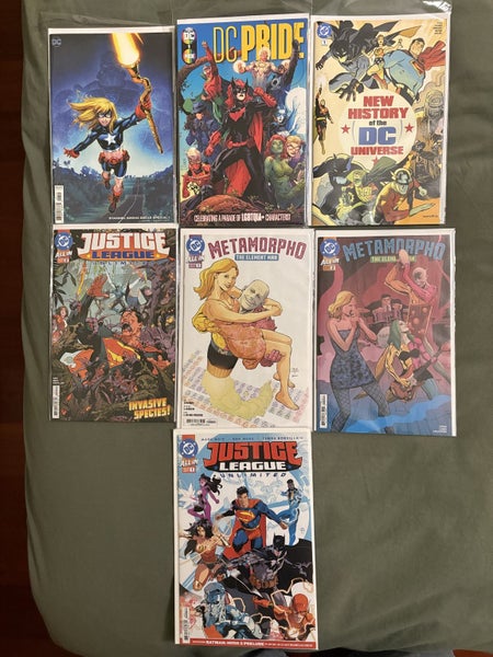 Assorted DC Comics Carousel 1