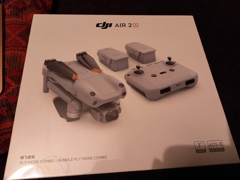 DJI Air 2S Fly More combo Carousel 1