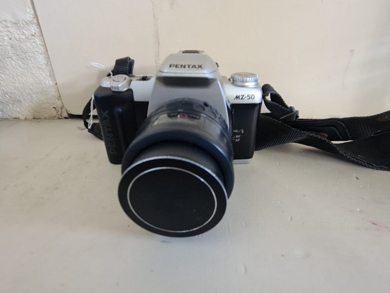 PENTAX MZ-50 Carousel 1