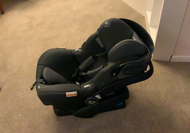 Maxi-Cosi Mico 12 Good as New Carousel 1