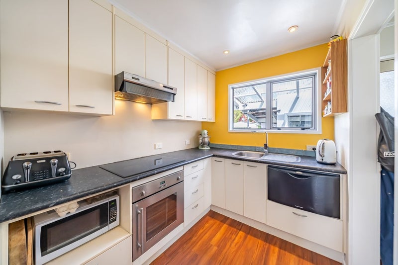 Moera, 3 bedrooms64520125504771113