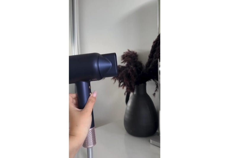 Kogan Ionic High Speed Hair Dryer (Navy/Gold) Carousel 2