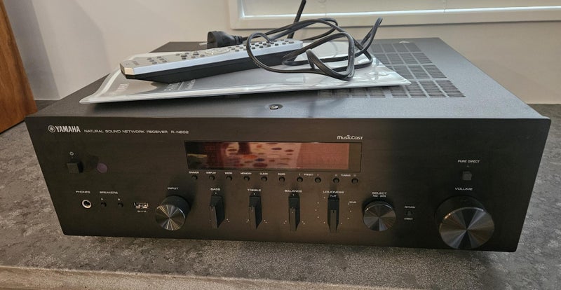 Immaculate Yamaha RN602 Stereo Receiver63845531497473111
