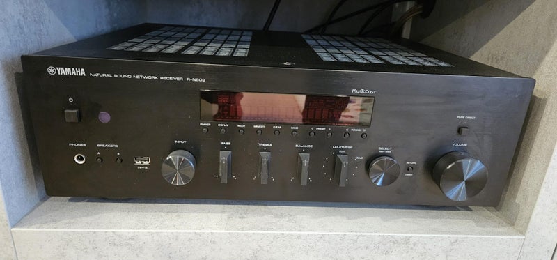 Immaculate Yamaha RN602 Stereo Receiver63845531497473110