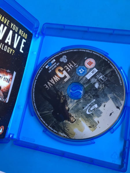 The 5th Wave (Blu-Ray) Carousel 3