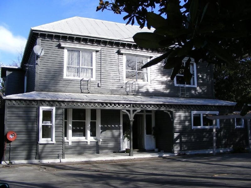 Image 1 of 6