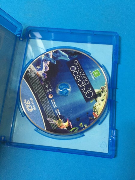 Amazing Ocean 3D (Blu-Ray 3D) Carousel 3