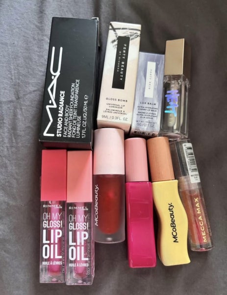 Bulk make up Carousel 1