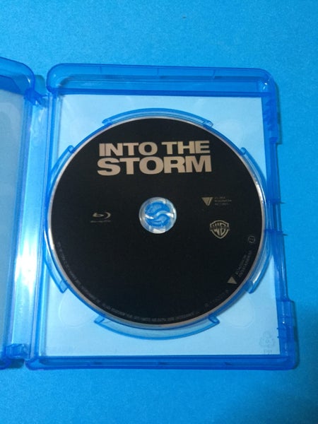 Into the Storm (2014) (Blu-Ray) Carousel 3