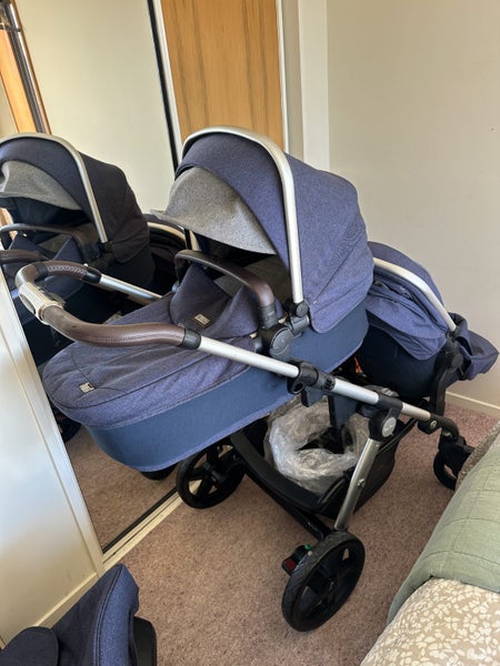 Silver cross tandem pram with bassinet64141728651267113