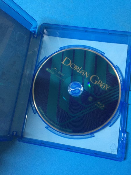 Dorian Gray (Blu-Ray) Carousel 3