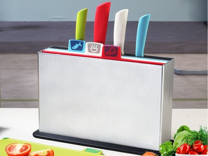 Chopping Board with ceramic knives set Chopping Board set Carousel 1