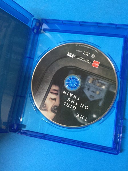 The Girl On The Train (Blu-Ray) Carousel 3