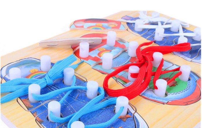 Wooden Lacing Shoe puzzle+Free Puzzle Carousel 2