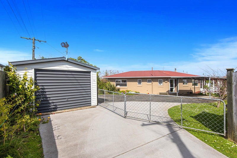 Image 1 of 25