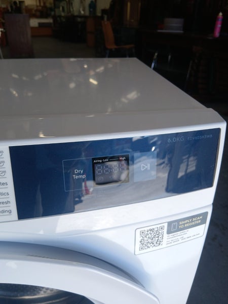 1786 LATE MODEL ELECTROLUX DRYER Carousel 7