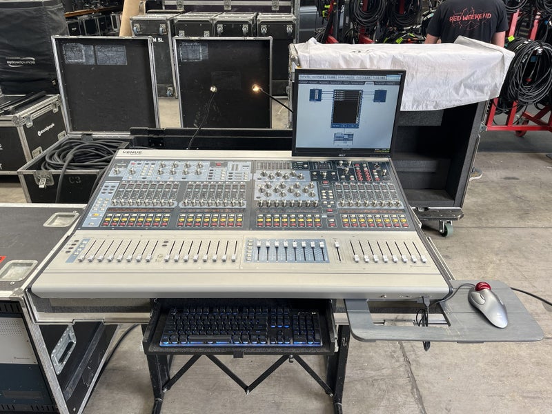 AVID Venue Profile 96 Input Console Package Carousel 1