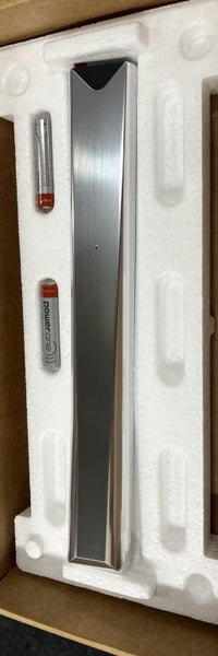 Bang & Olufsen BeoRemote One BT with Netflix, Silver (1171913) - EX.Demo Carousel 2