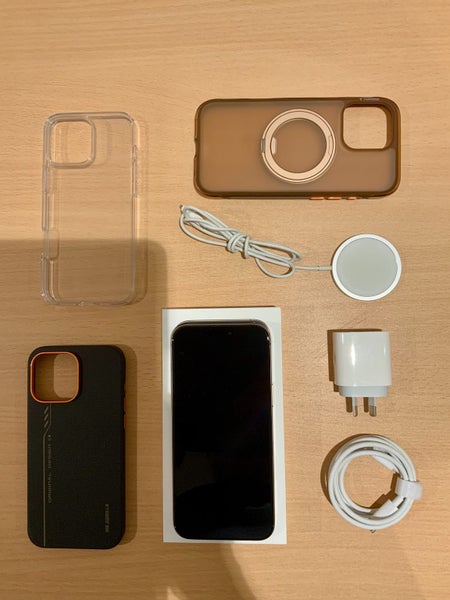 1$ RES iPhone 16 Pro Max 256GB Desert Titanium63766779638403110