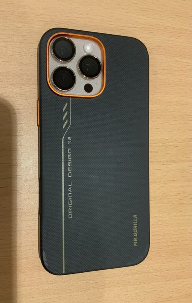 1$ RES iPhone 16 Pro Max 256GB Desert Titanium63766779638403112