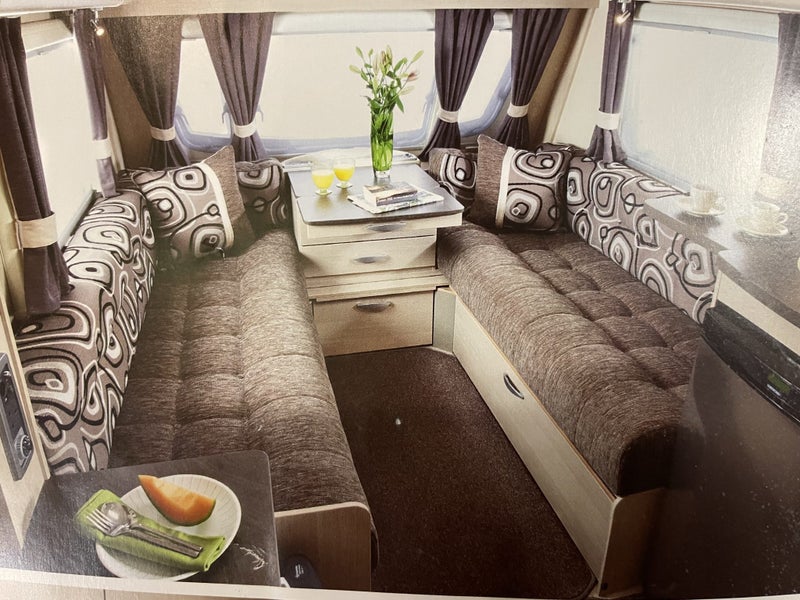 Stirling Swift Sport caravan63771126844418111