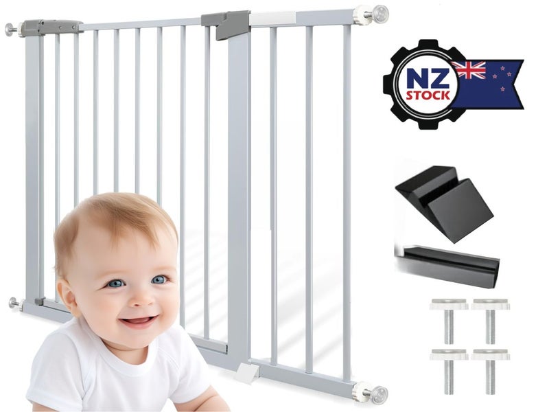 Baby Safety Gate baby Fence (OVER STOCKED) Carousel 1