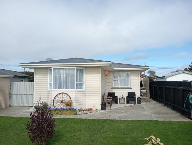Image 2 of 26