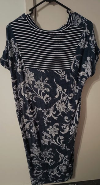 RANDOM BLUE FLORAL LONG DRESS -Size 10 Carousel 2