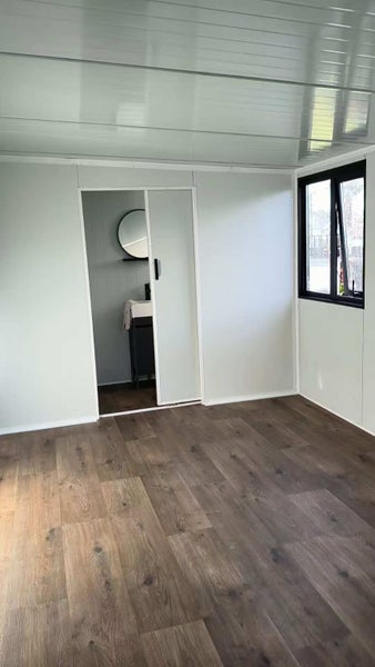 10.3x2.9m demo cabin ready to go -kitchen, bathroom included-1 Carousel 6