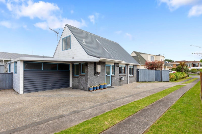 Image 1 of 20
