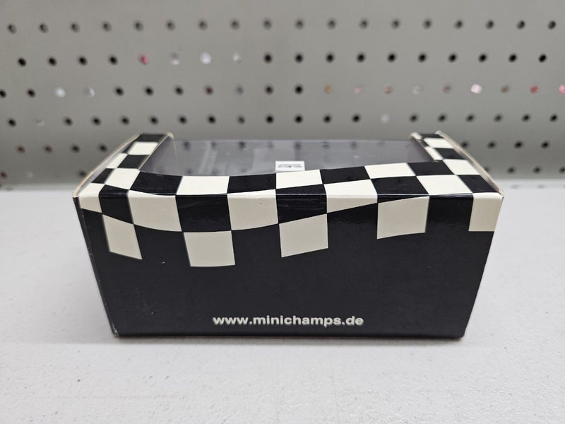 1/43 Porsche 911 GT3 RSR 2003 Presentation Carousel 19