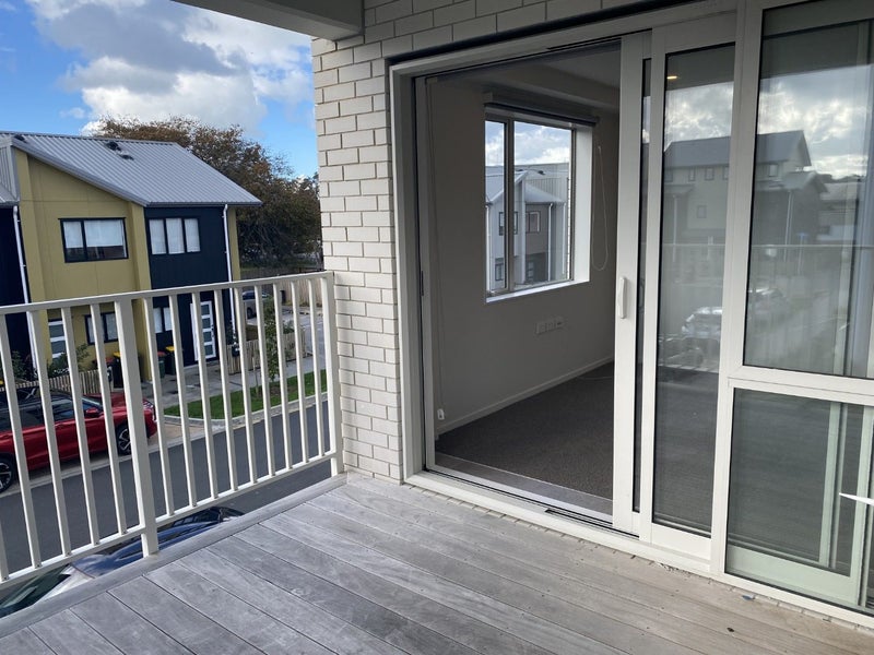 Image 1 of 9