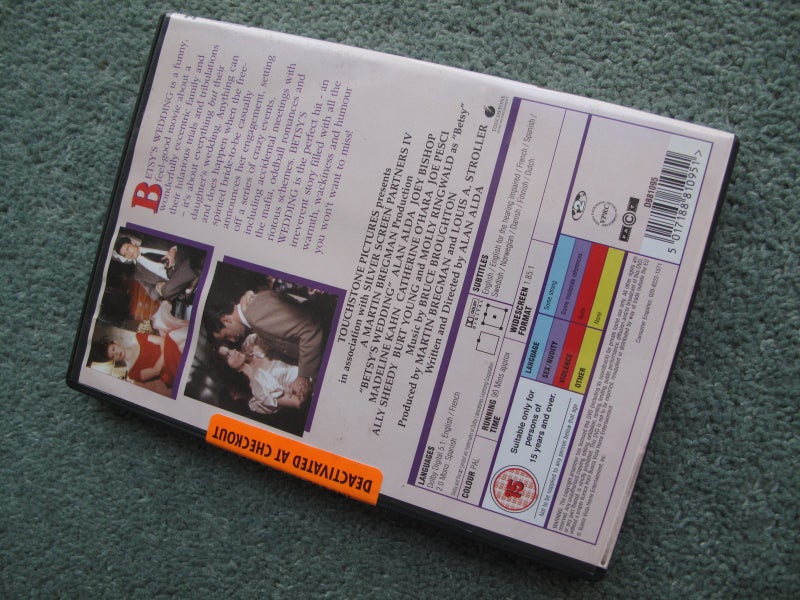 Betsy's Wedding (Alan Alda / Molly Ringwald / Joe Pesci) DVD :) Carousel 2