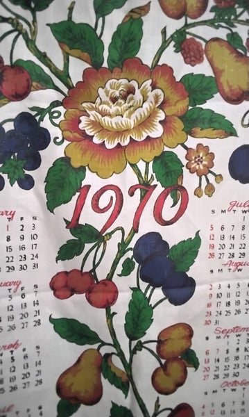 Antique 1970 teatowel Carousel 6
