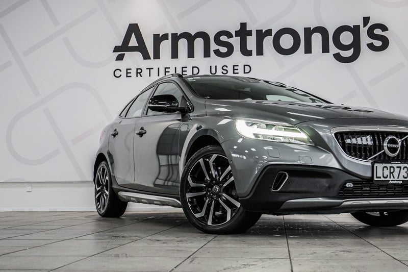 2017 Volvo V40 Cross country T5 Luxury63777835920002114