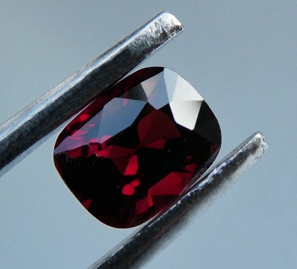 1.00CT GORGEOUS 100% NATURAL VIVID RED BURMESE SPINEL Carousel 2